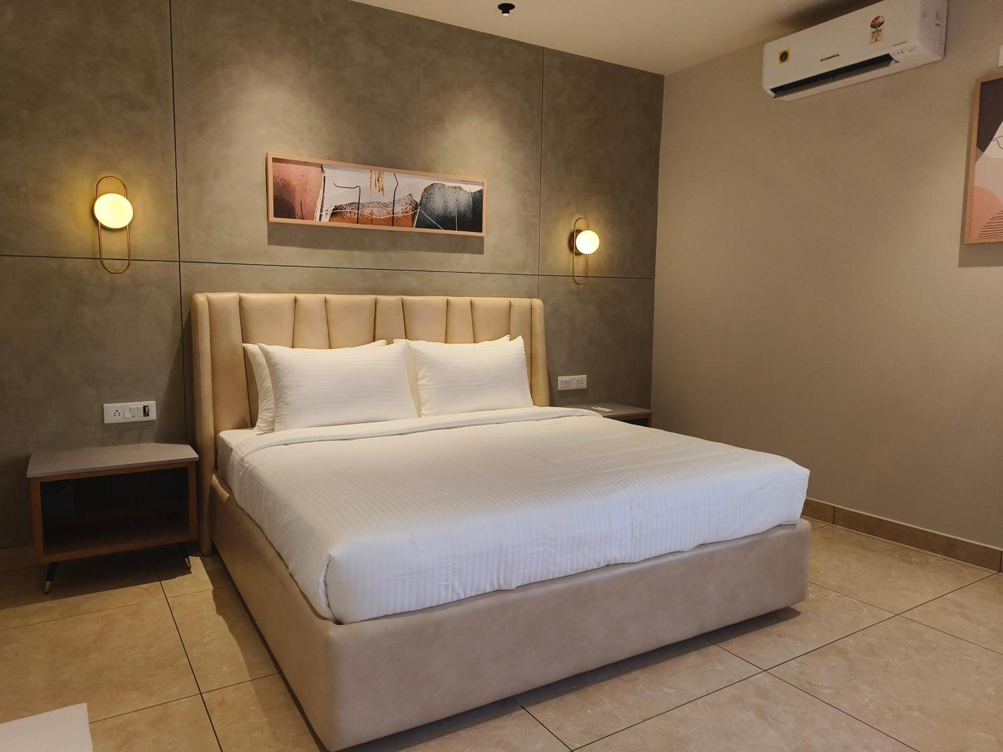 Olive Hotel Le Opera By Embassy Group Bangalore Dış mekan fotoğraf